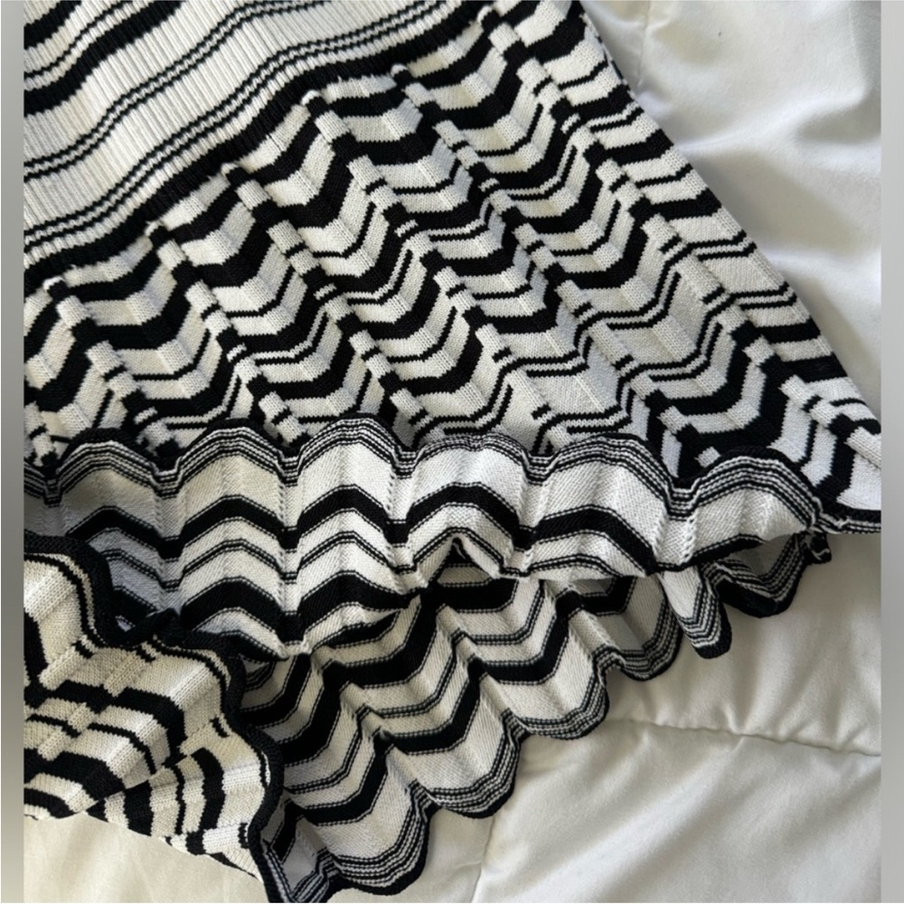 bebe Black White Stripe Mock Neck Bodycon Midi Dress Minimal 90s Chic Small‎ - Picture 11 of 16